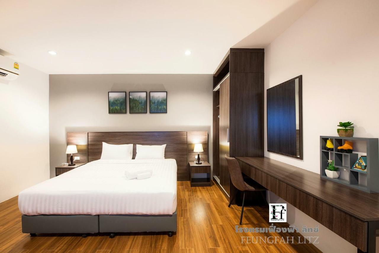 เฟื่องฟ้า ลิทซ์ Hotel เพชรบูรณ์ ภายนอก รูปภาพ