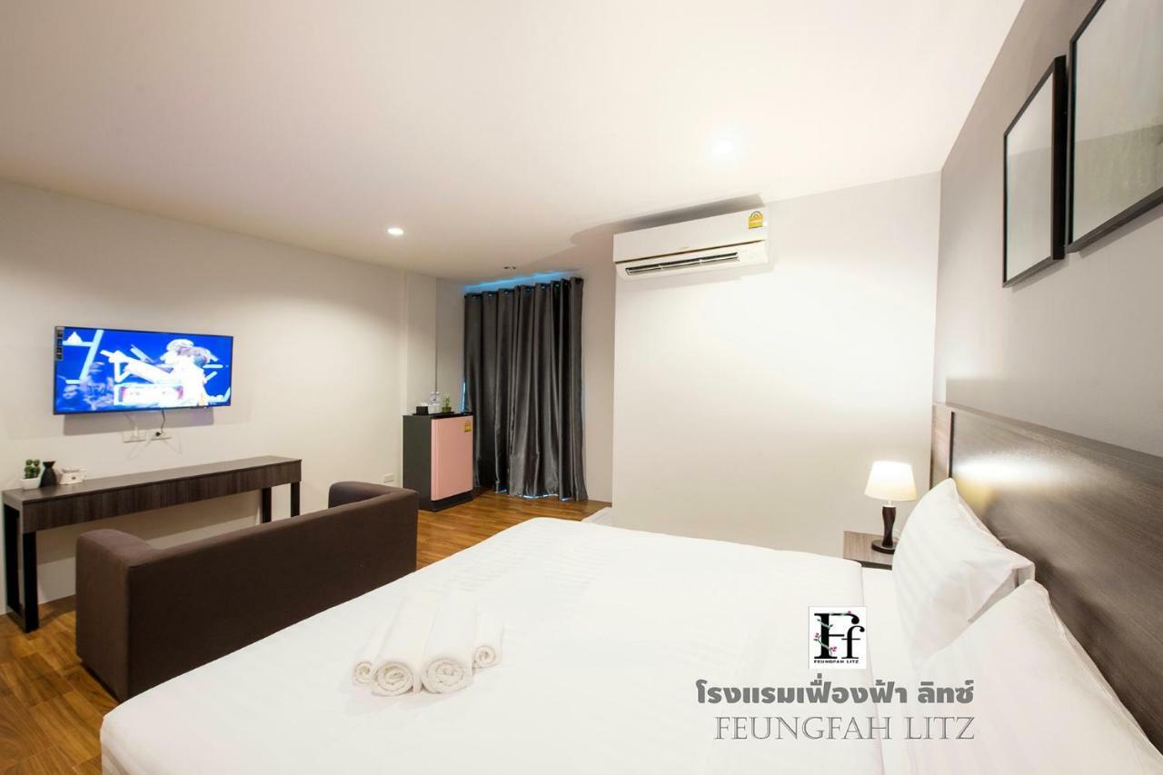 เฟื่องฟ้า ลิทซ์ Hotel เพชรบูรณ์ ภายนอก รูปภาพ