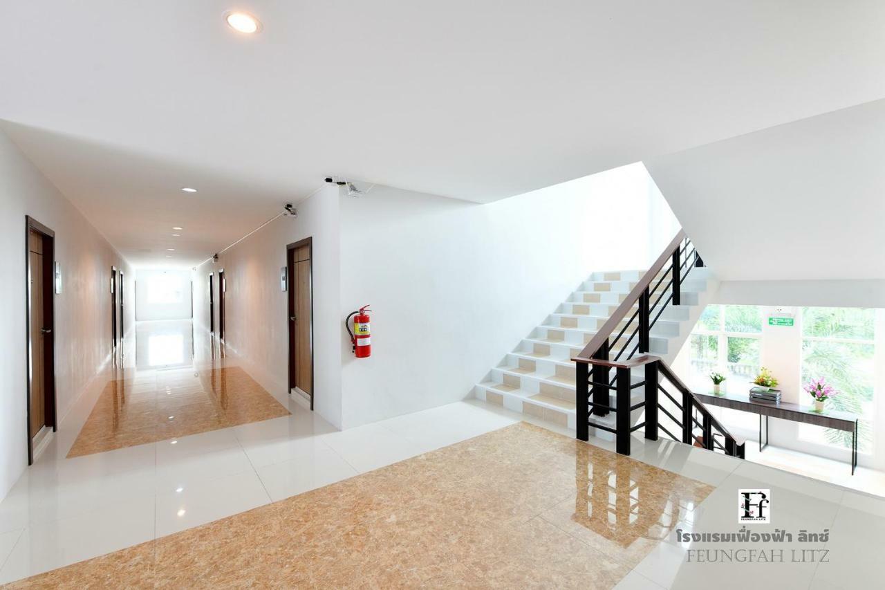เฟื่องฟ้า ลิทซ์ Hotel เพชรบูรณ์ ภายนอก รูปภาพ